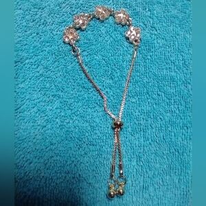 Goldtone flower floral crystal adjustable bracelet